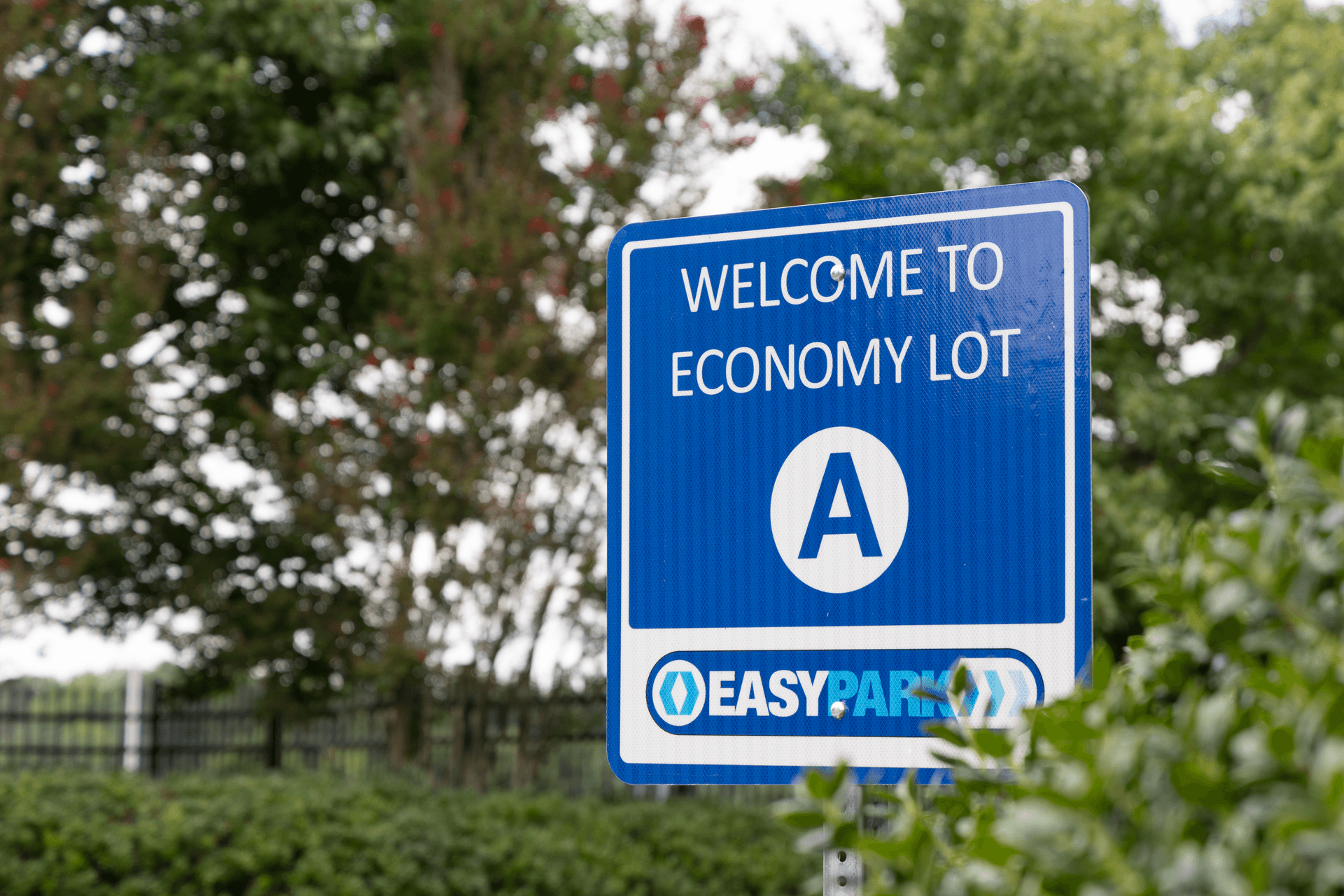 Economy Lot Signage Photo